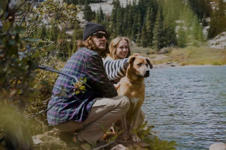 8 Pet-Friendly Destinations in the U.S. that Outdoorsy Dog Parents Will Love